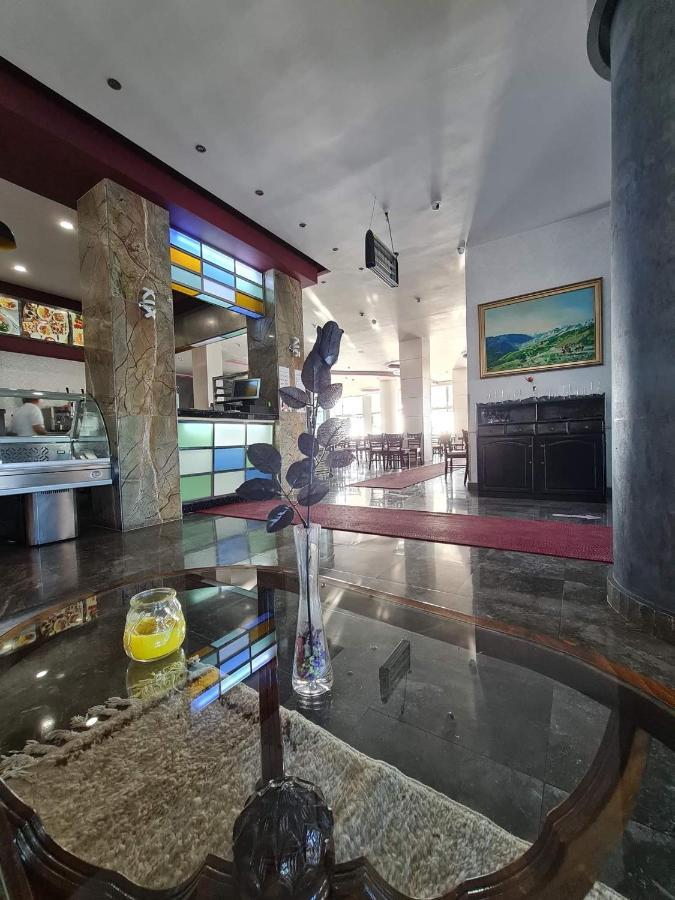 Hotel La Corniche Фнидек Екстериор снимка