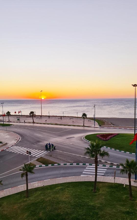 Hotel La Corniche Фнидек Екстериор снимка